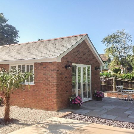 Вилла The Hideaway Verwood Экстерьер фото